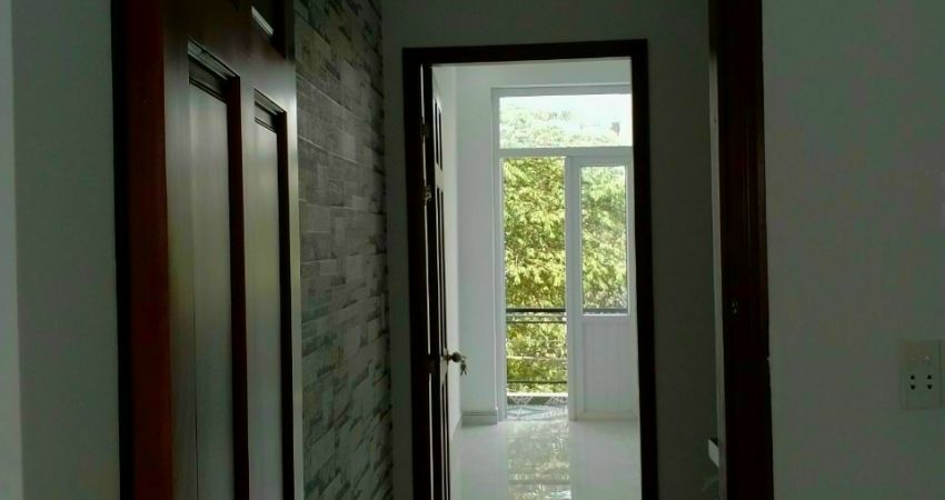 bán nhà quận 12 Hà Huy Giáp có 2PN và 3WC 2 tỷ 970 bớt lộc