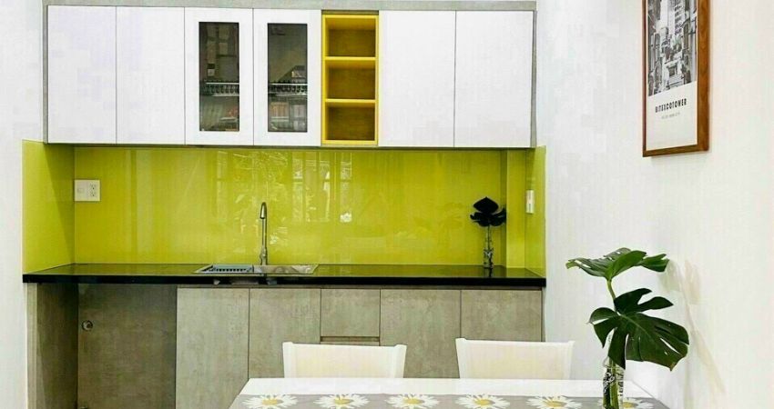 CĂN NHÀ VÀNG TƯƠI : GIÁ 3 TỶ BỚT LỘC 4X7 NHÀ TRỆT LẦU LỬNG 2 PN 